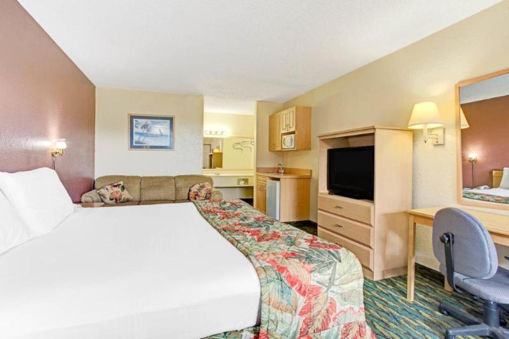Room image 5